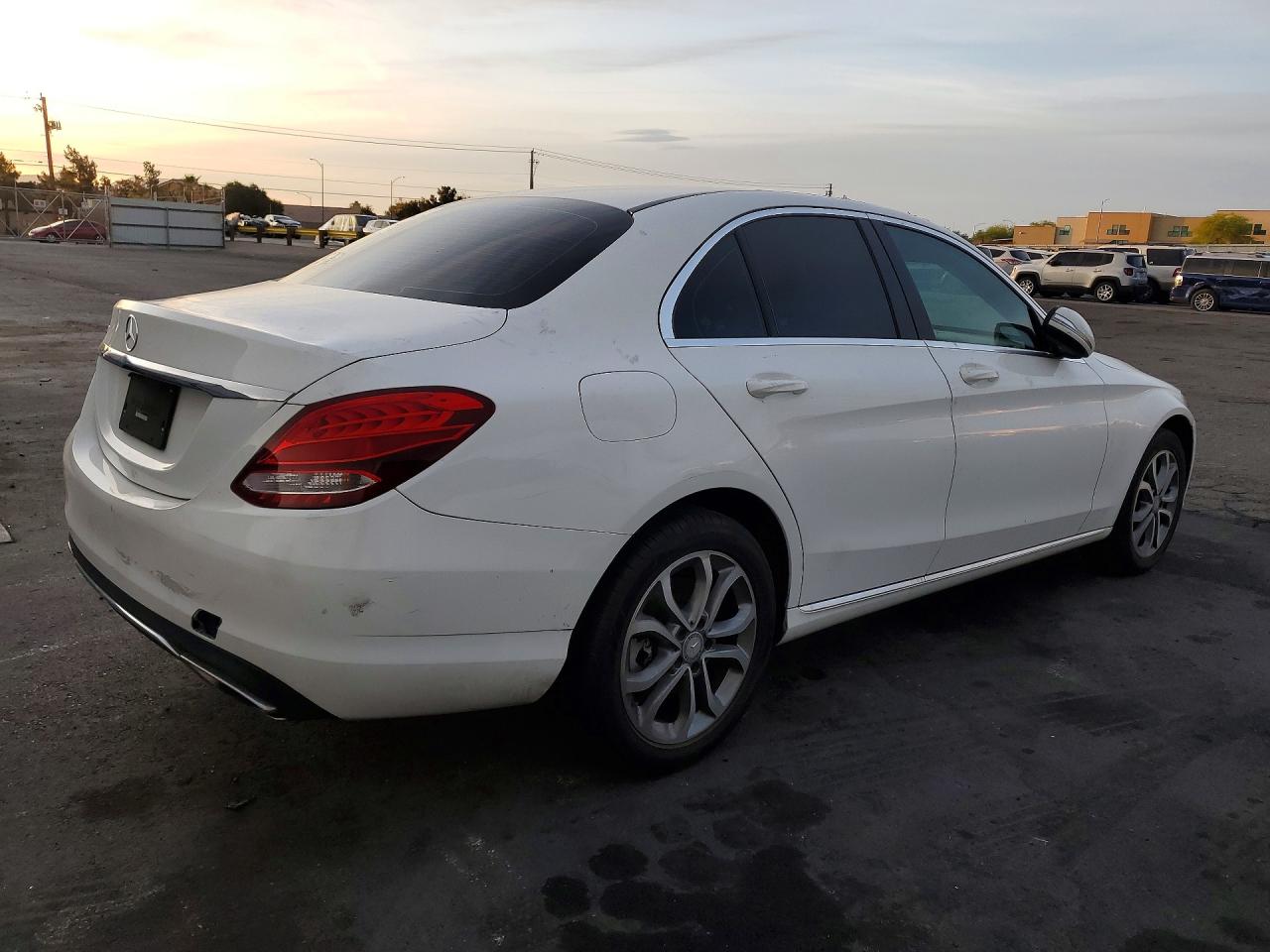 2015 MERCEDES-BENZ C-CLASS