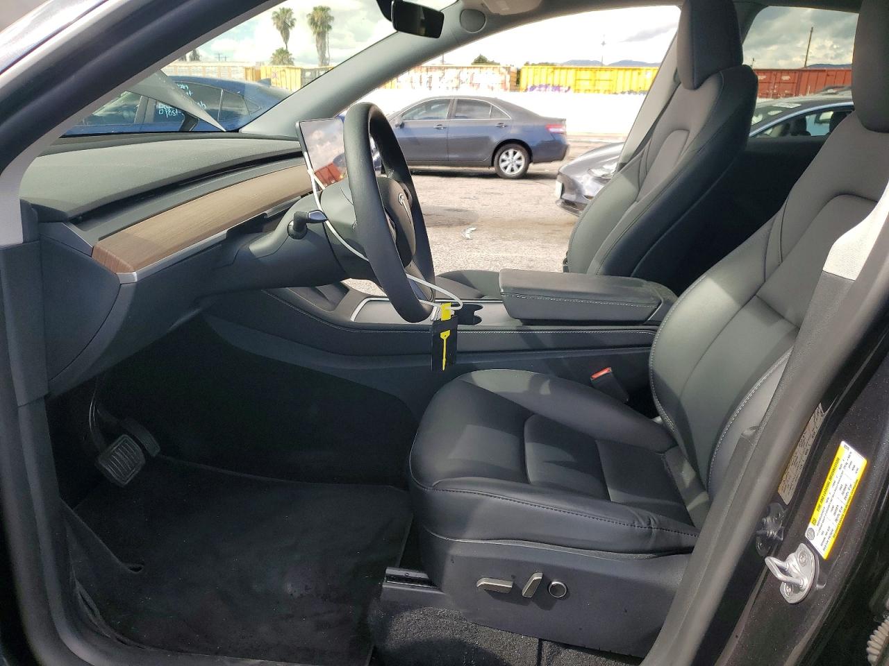 2024 TESLA MODEL Y