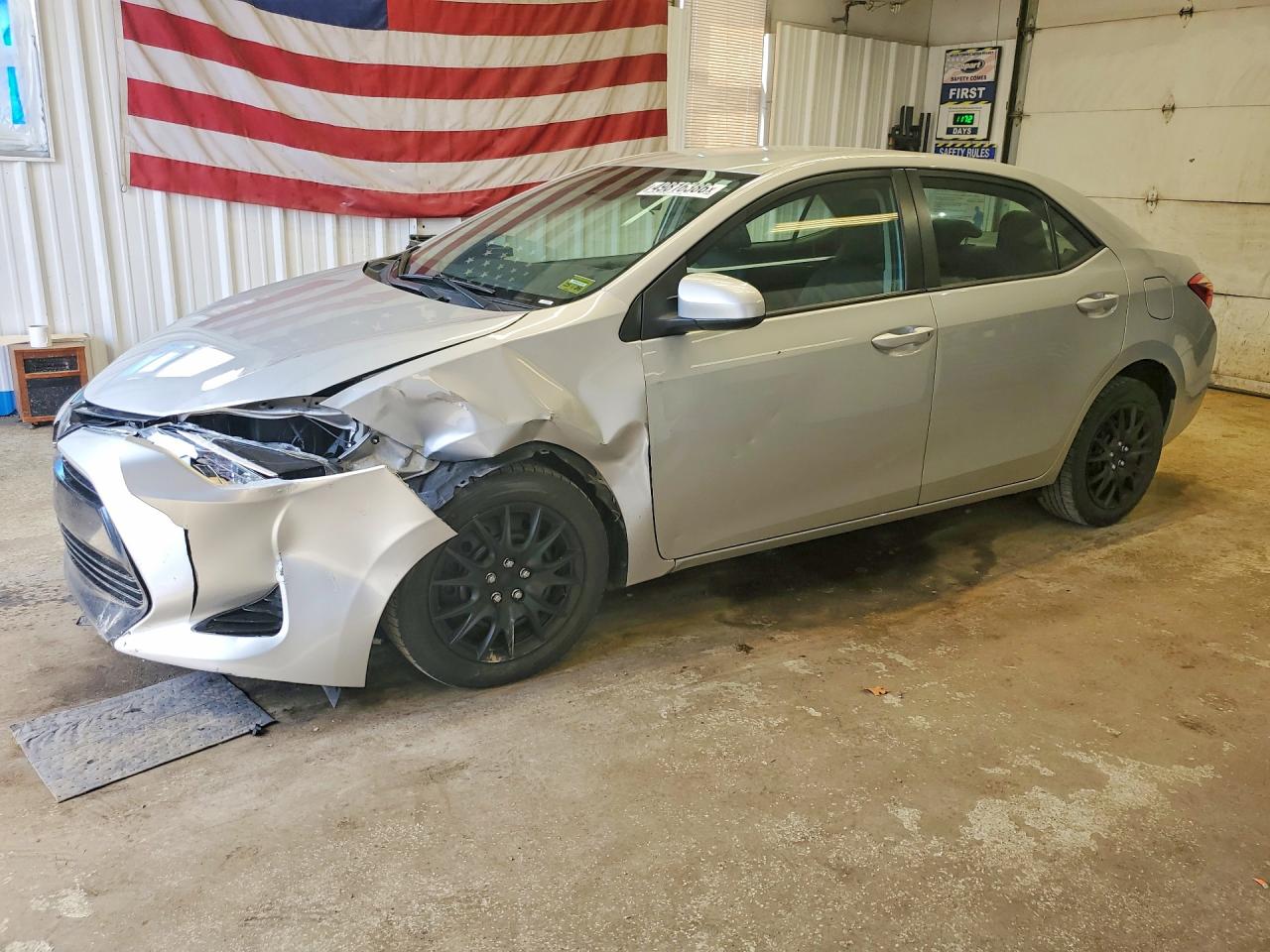 2017 TOYOTA COROLLA