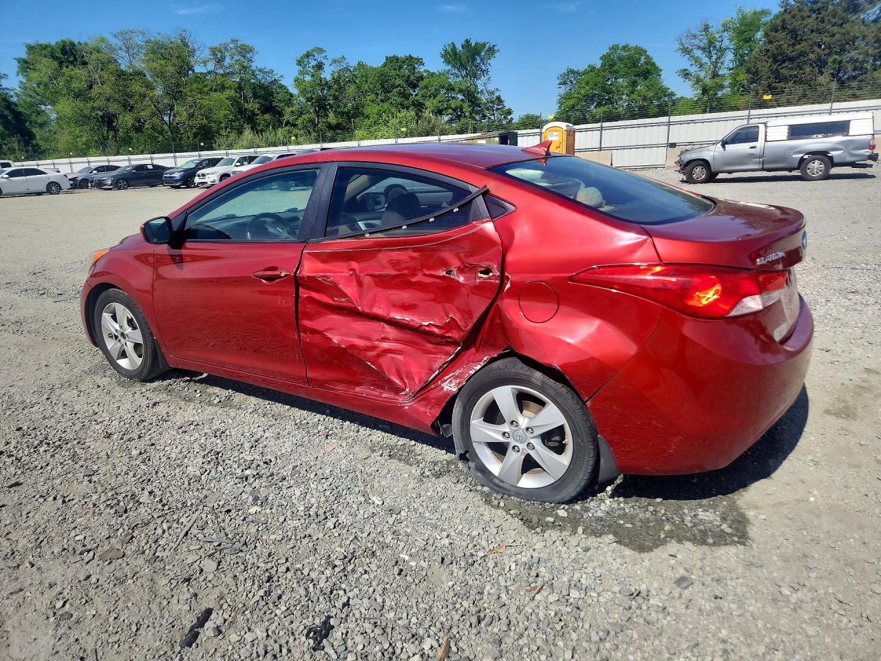 2012 HYUNDAI ELANTRA