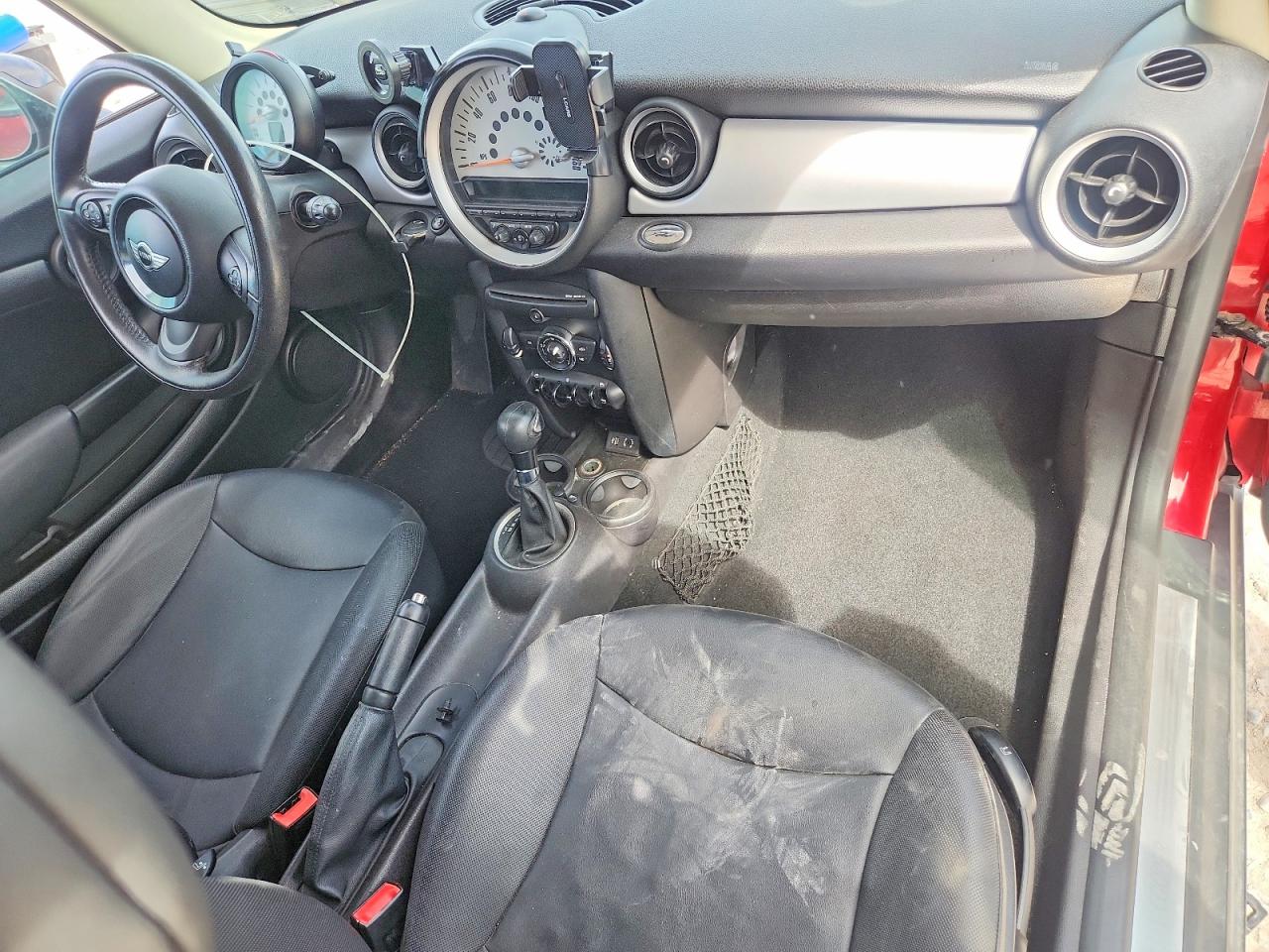 2013 MINI COOPER