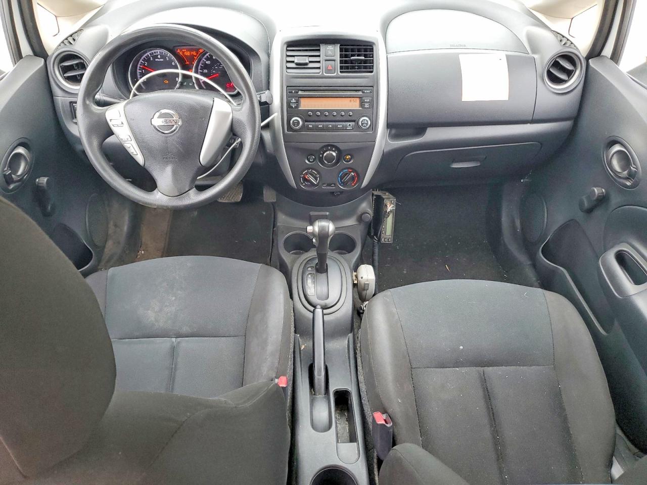 2017 NISSAN VERSA