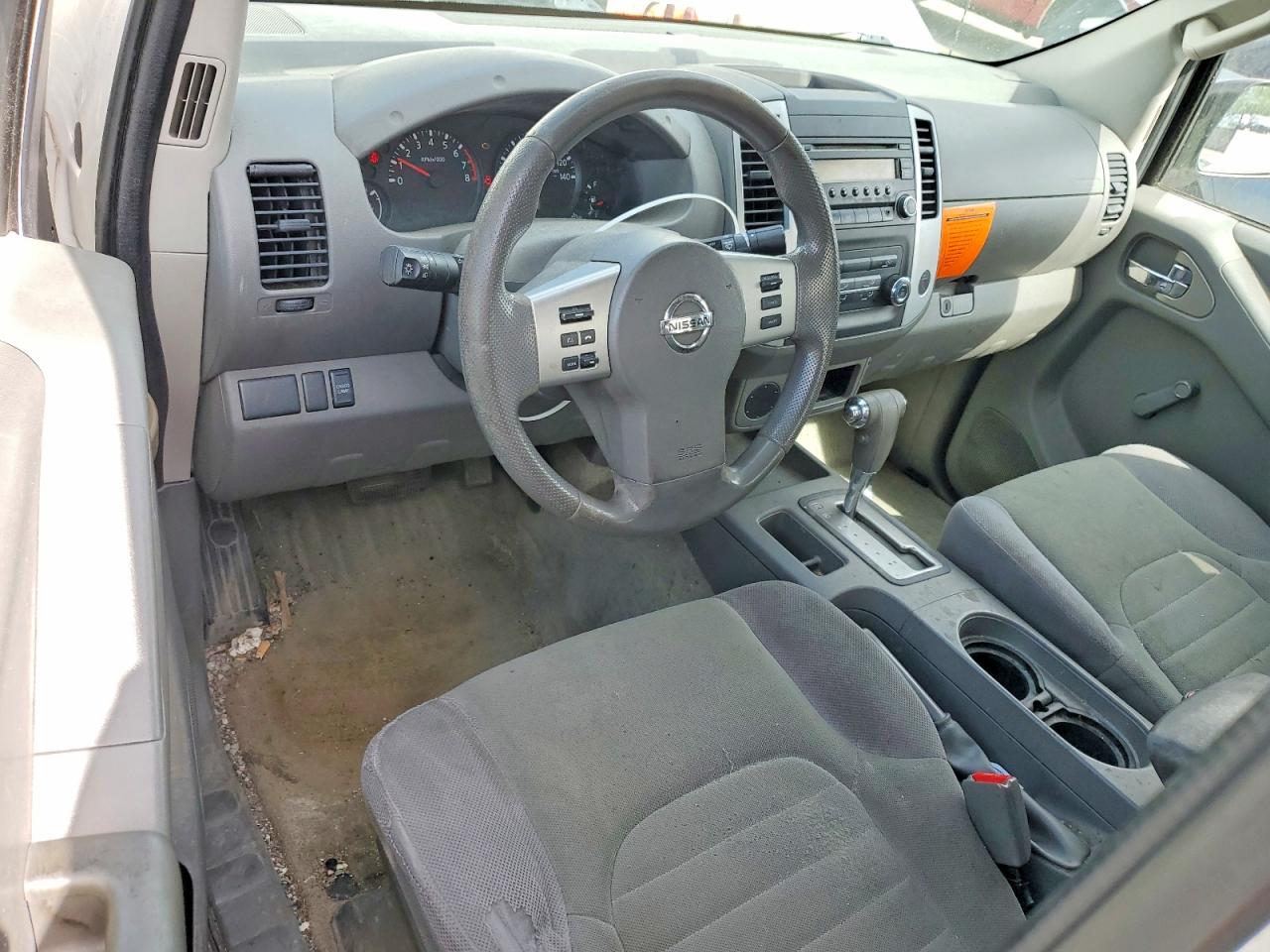 2014 NISSAN FRONTIER