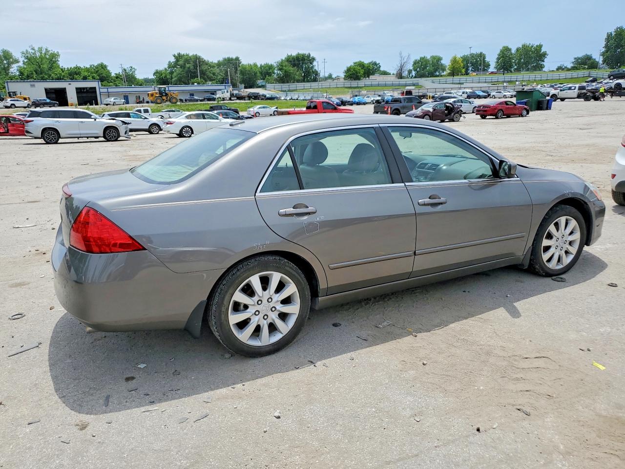 2006 HONDA ACCORD