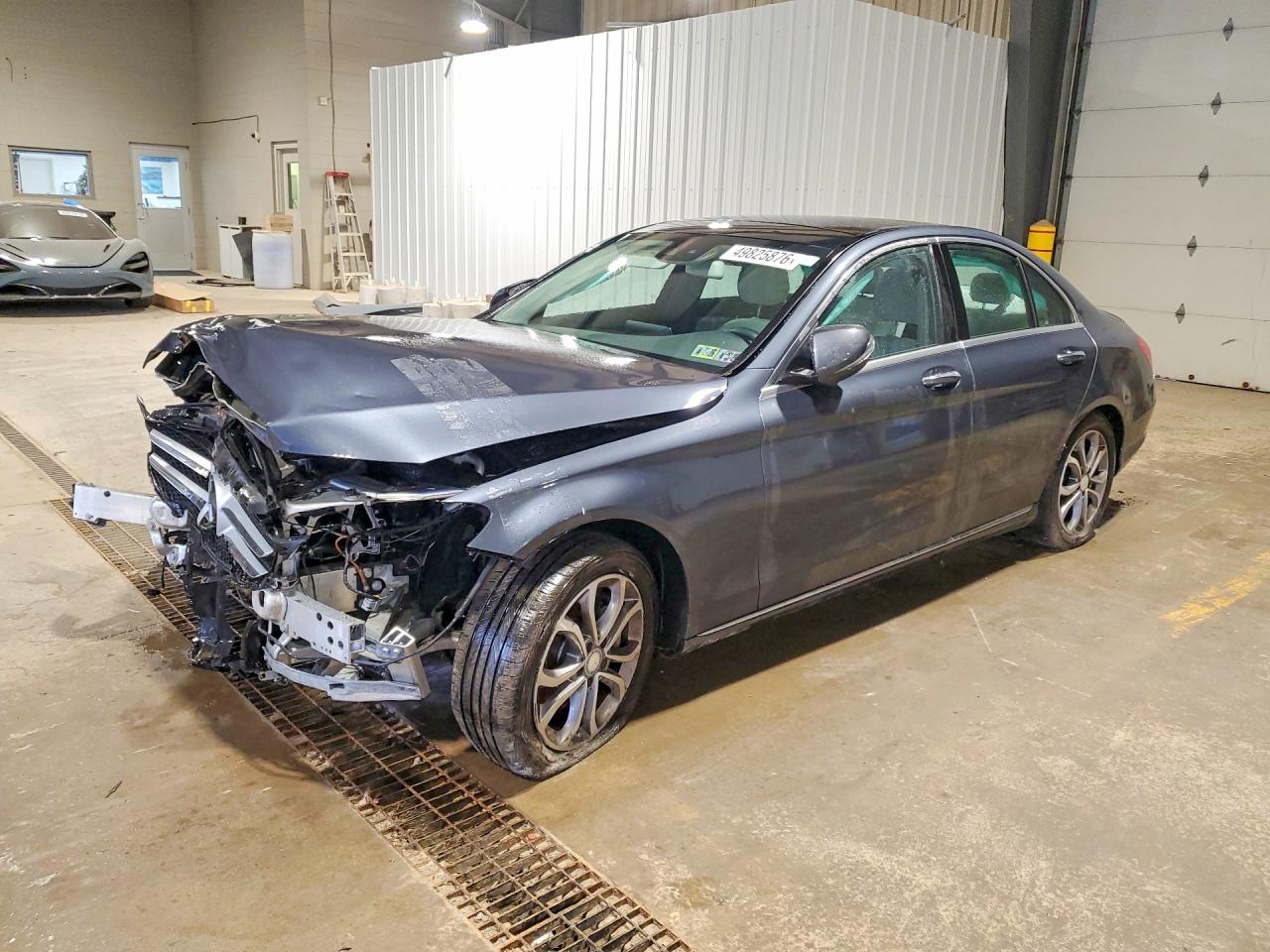 2016 MERCEDES-BENZ C-CLASS