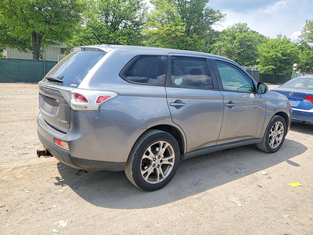 2014 MITSUBISHI OUTLANDER