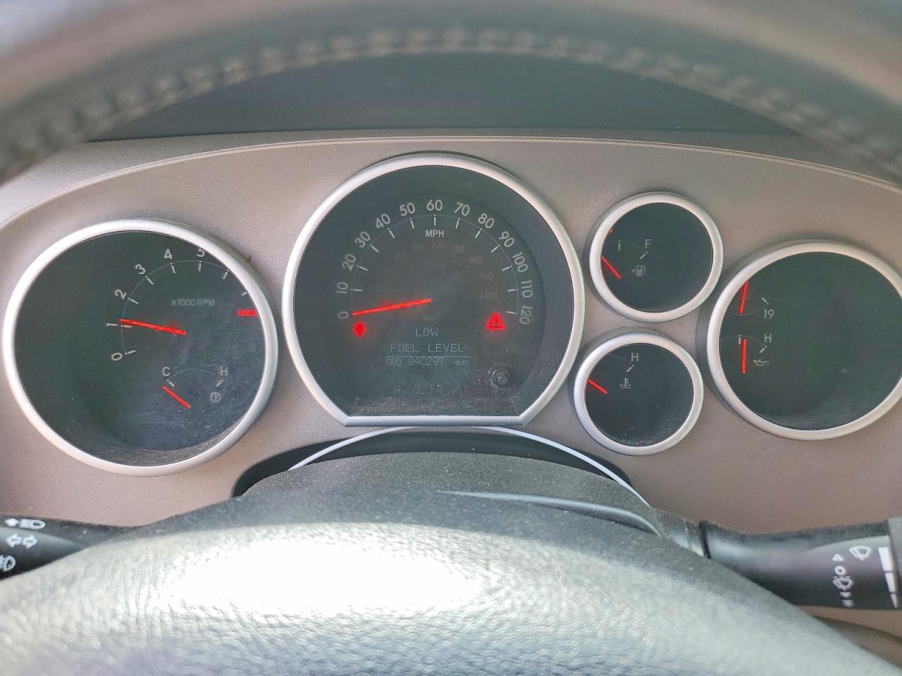 2010 TOYOTA SEQUOIA