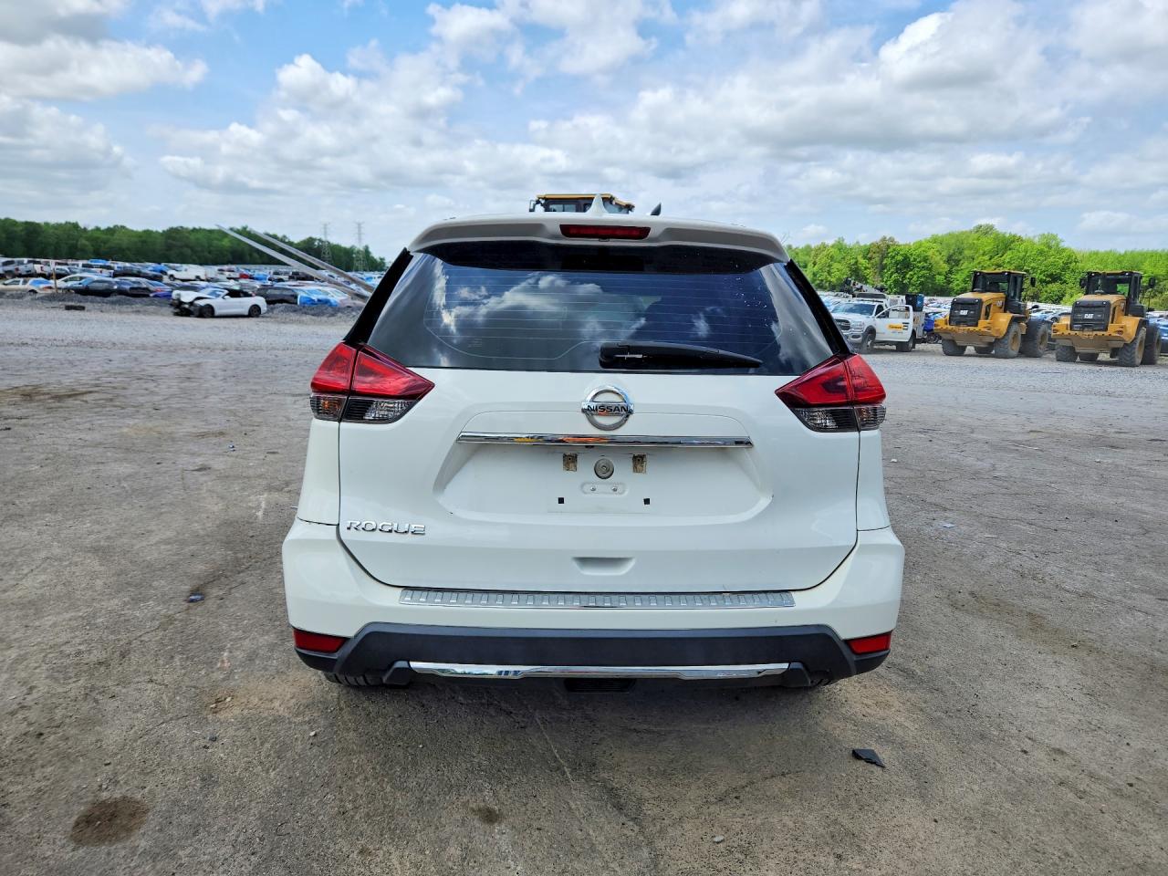 2018 NISSAN ROGUE