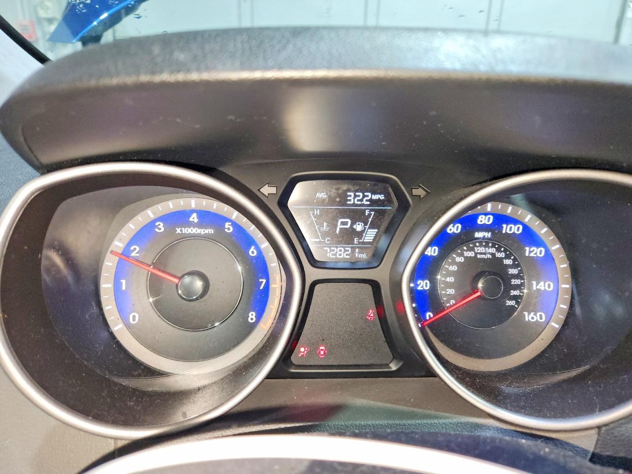 2015 HYUNDAI ELANTRA