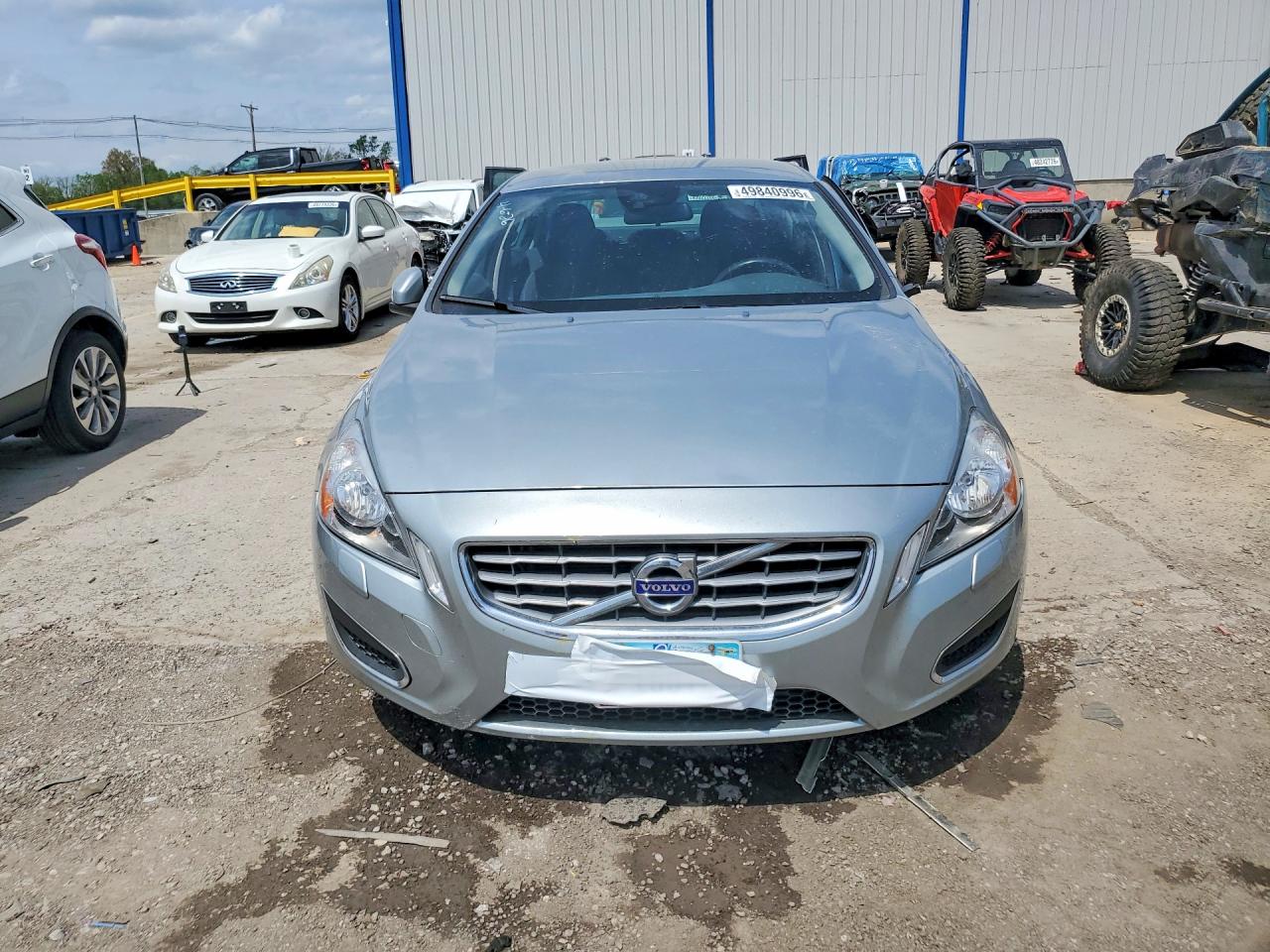 2013 VOLVO S60
