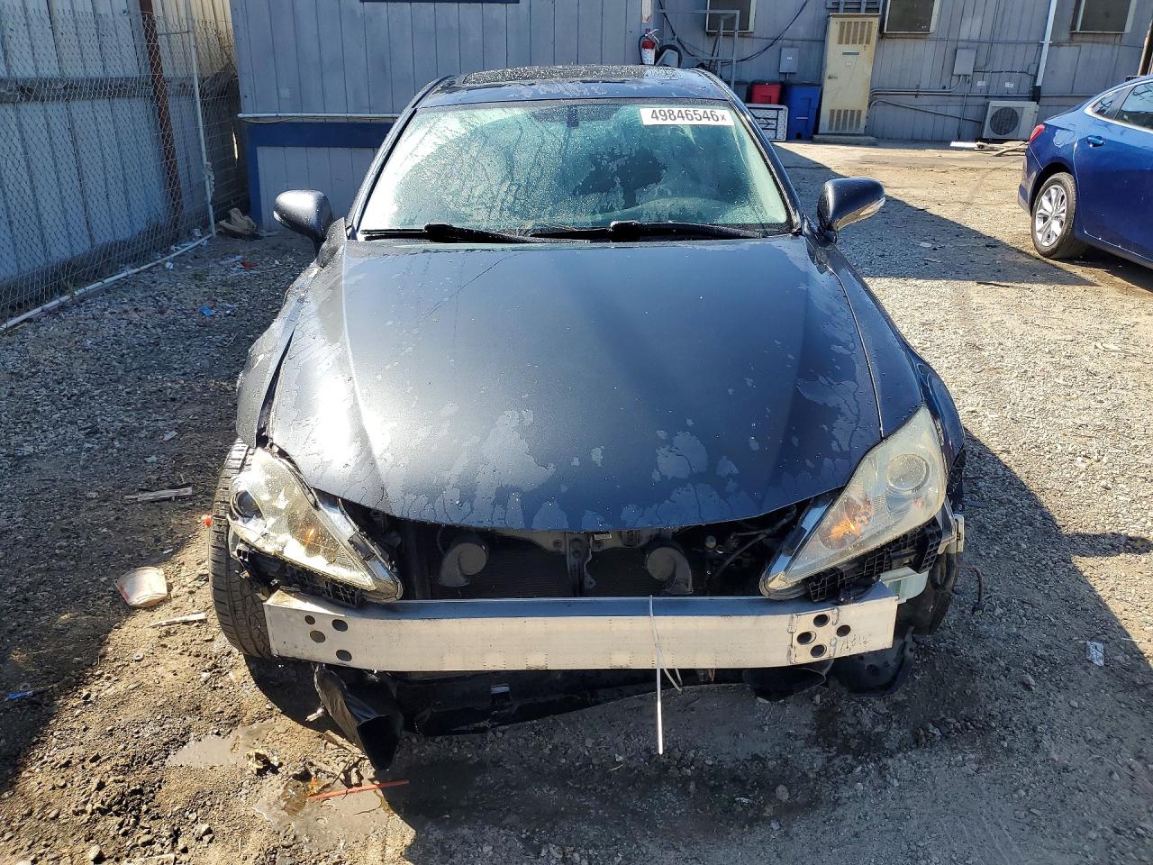 2011 LEXUS IS