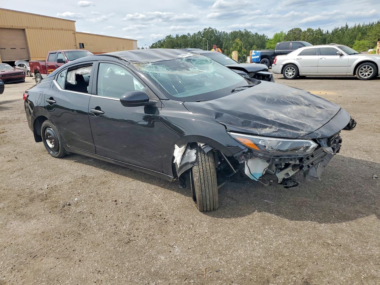 2025 NISSAN SENTRA