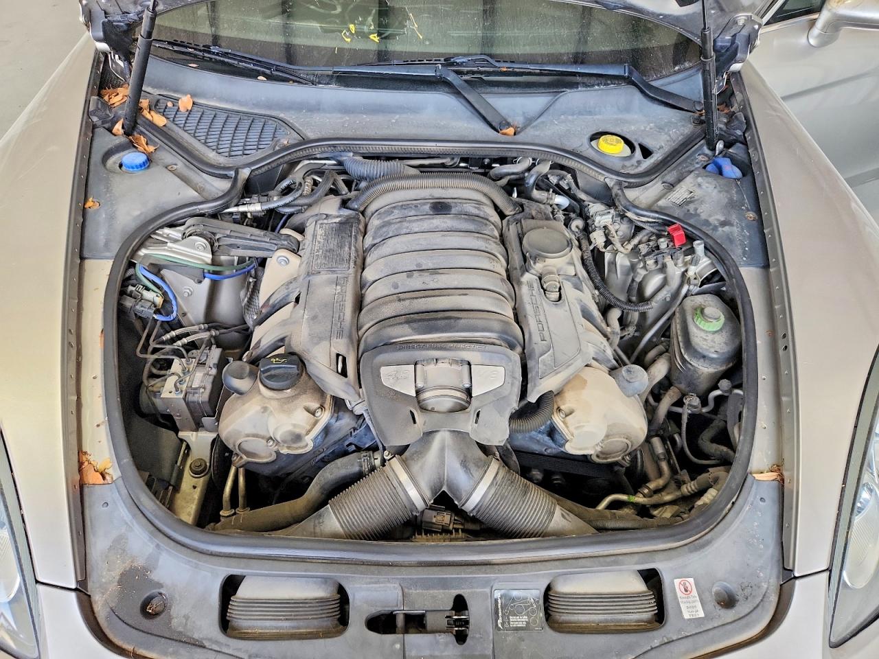 2011 PORSCHE PANAMERA