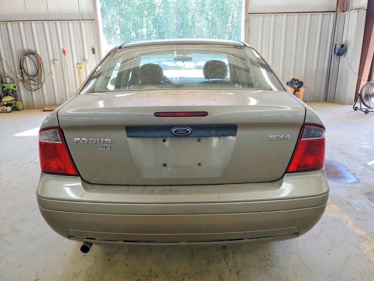 2005 FORD FOCUS