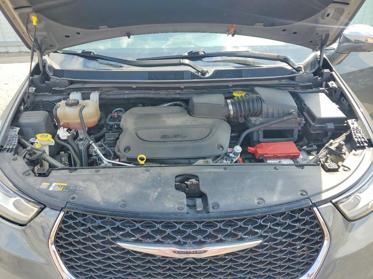 2022 CHRYSLER PACIFICA