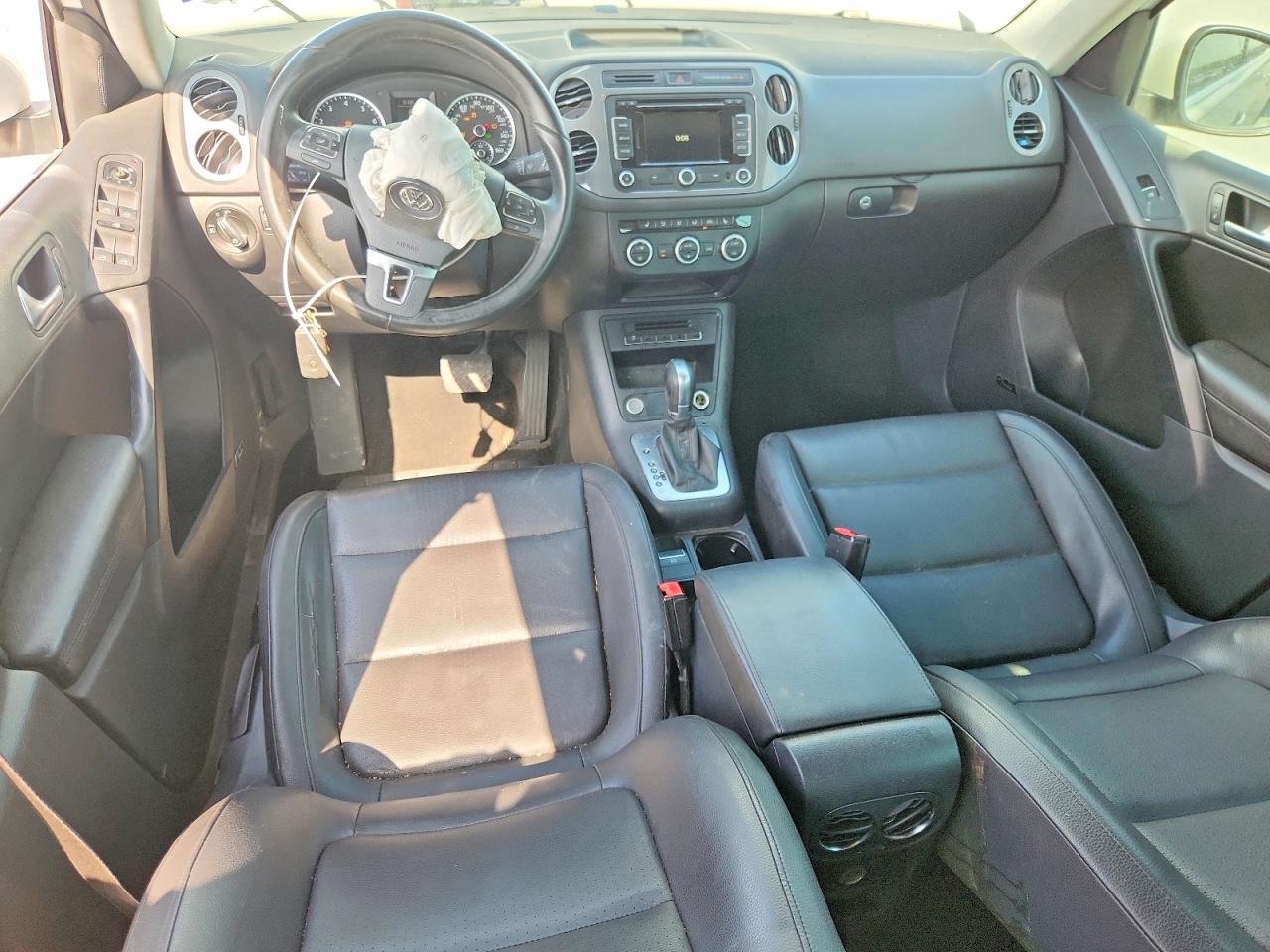 2015 VOLKSWAGEN TIGUAN S