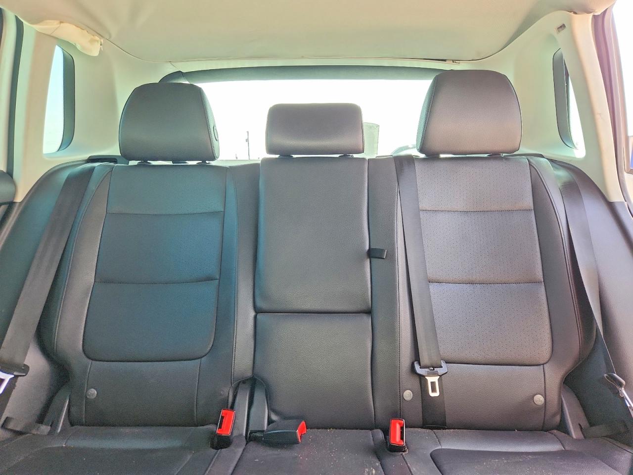 2015 VOLKSWAGEN TIGUAN S