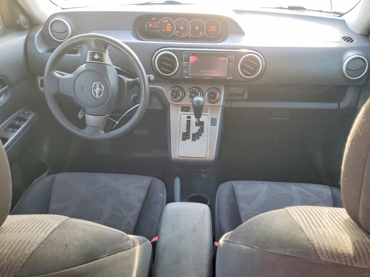 2013 SCION XB BASE