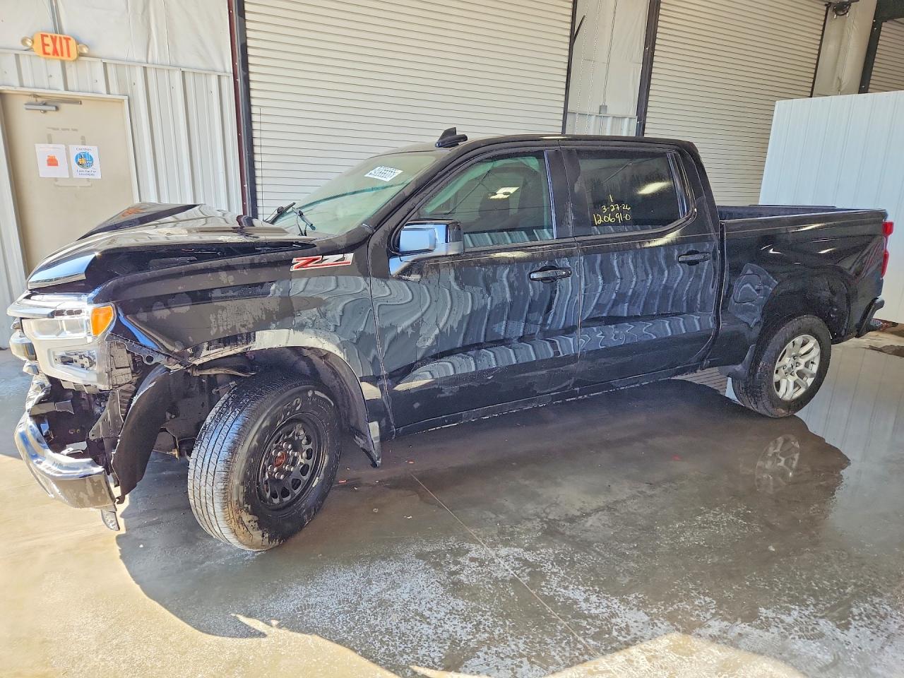 2024 CHEVROLET SILVERADO