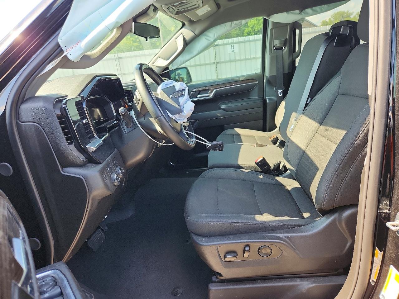 2024 CHEVROLET SILVERADO