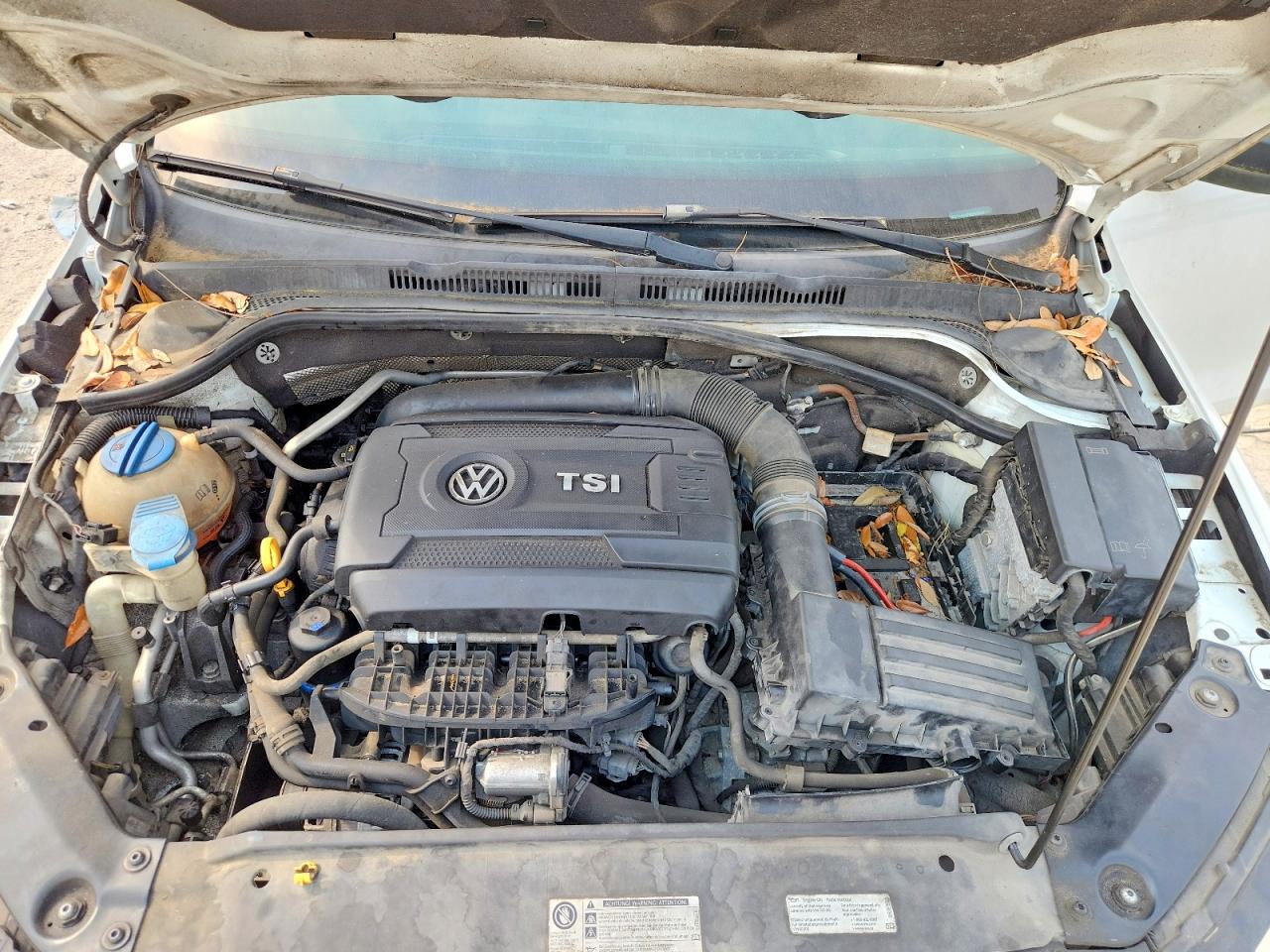 2015 VOLKSWAGEN JETTA