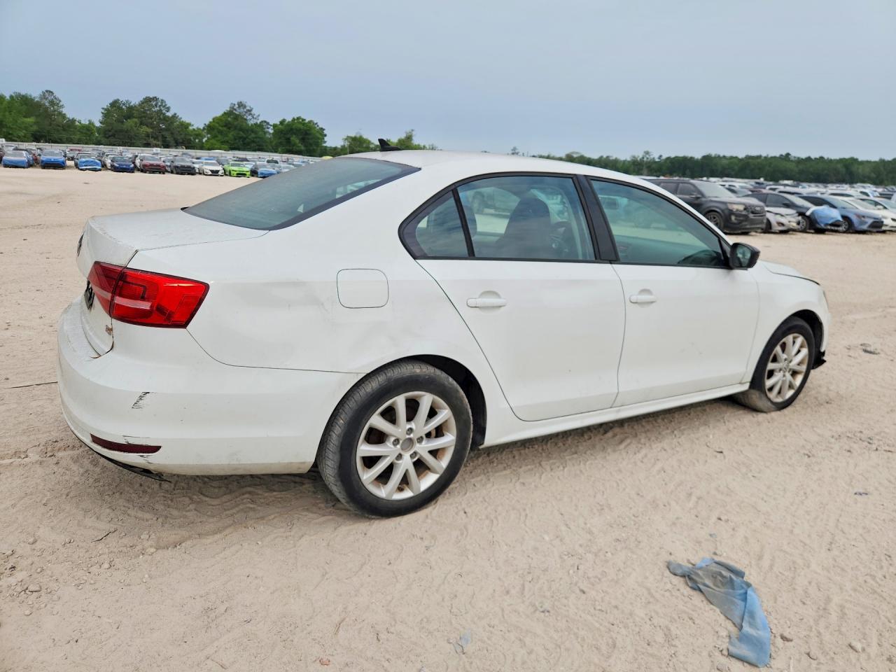 2015 VOLKSWAGEN JETTA