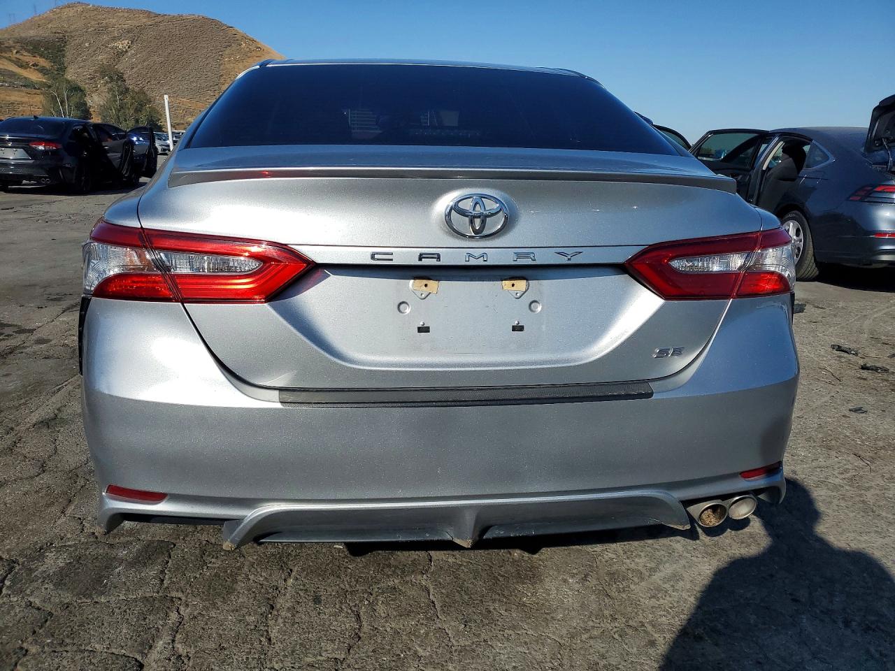 2018 TOYOTA CAMRY