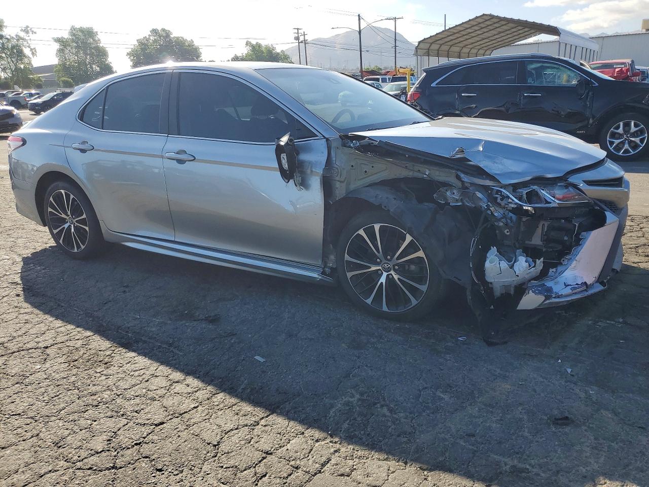 2018 TOYOTA CAMRY