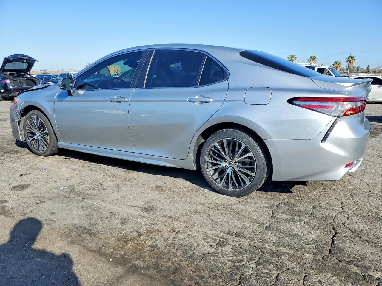2018 TOYOTA CAMRY