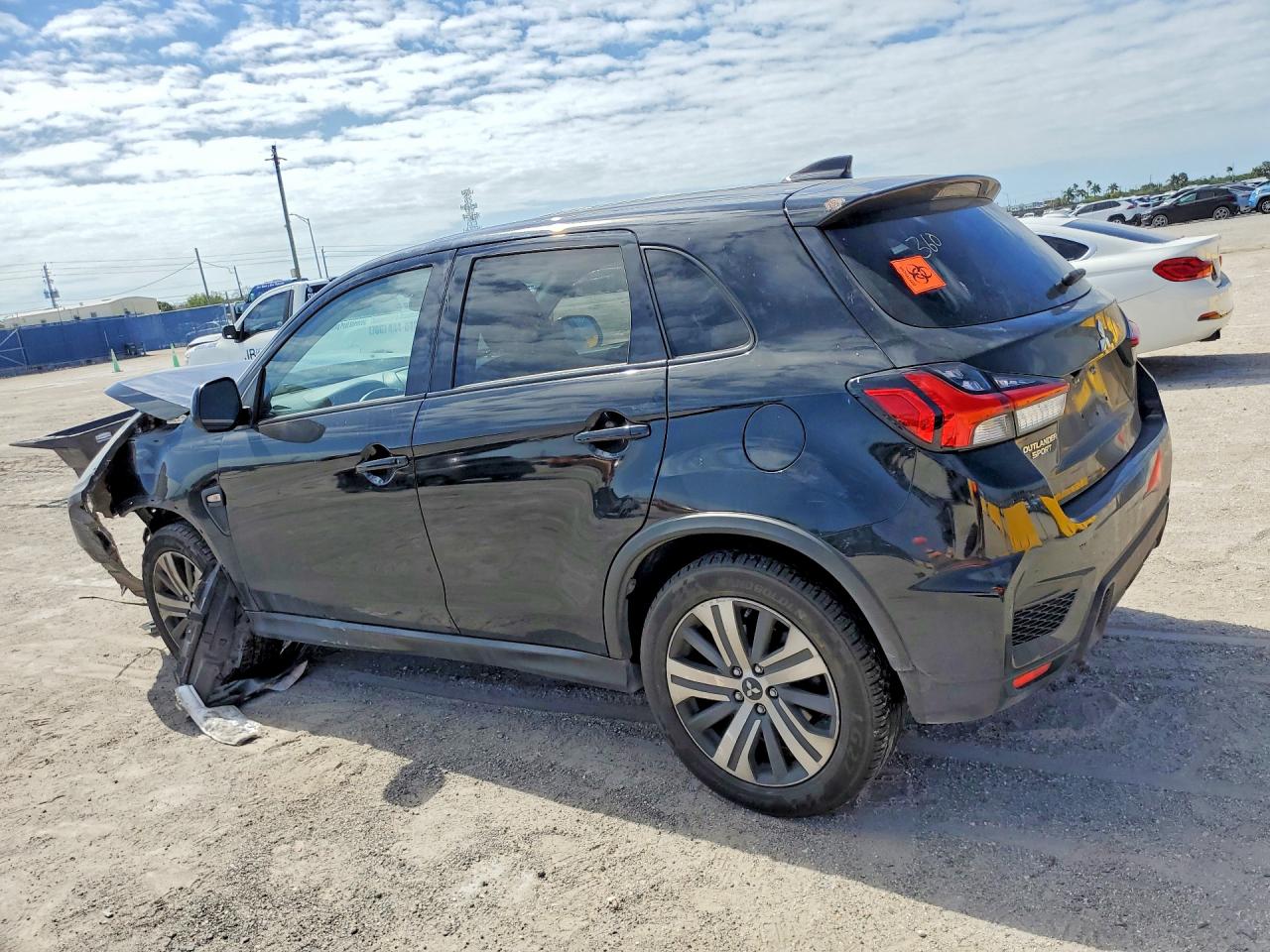 2021 MITSUBISHI OUTLANDER