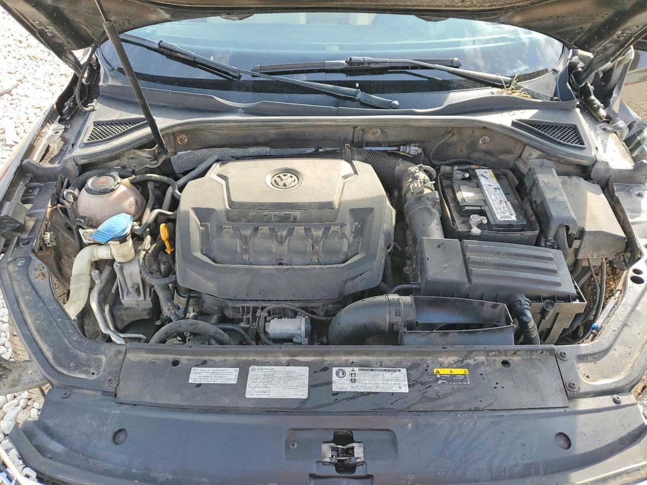 2019 VOLKSWAGEN PASSAT