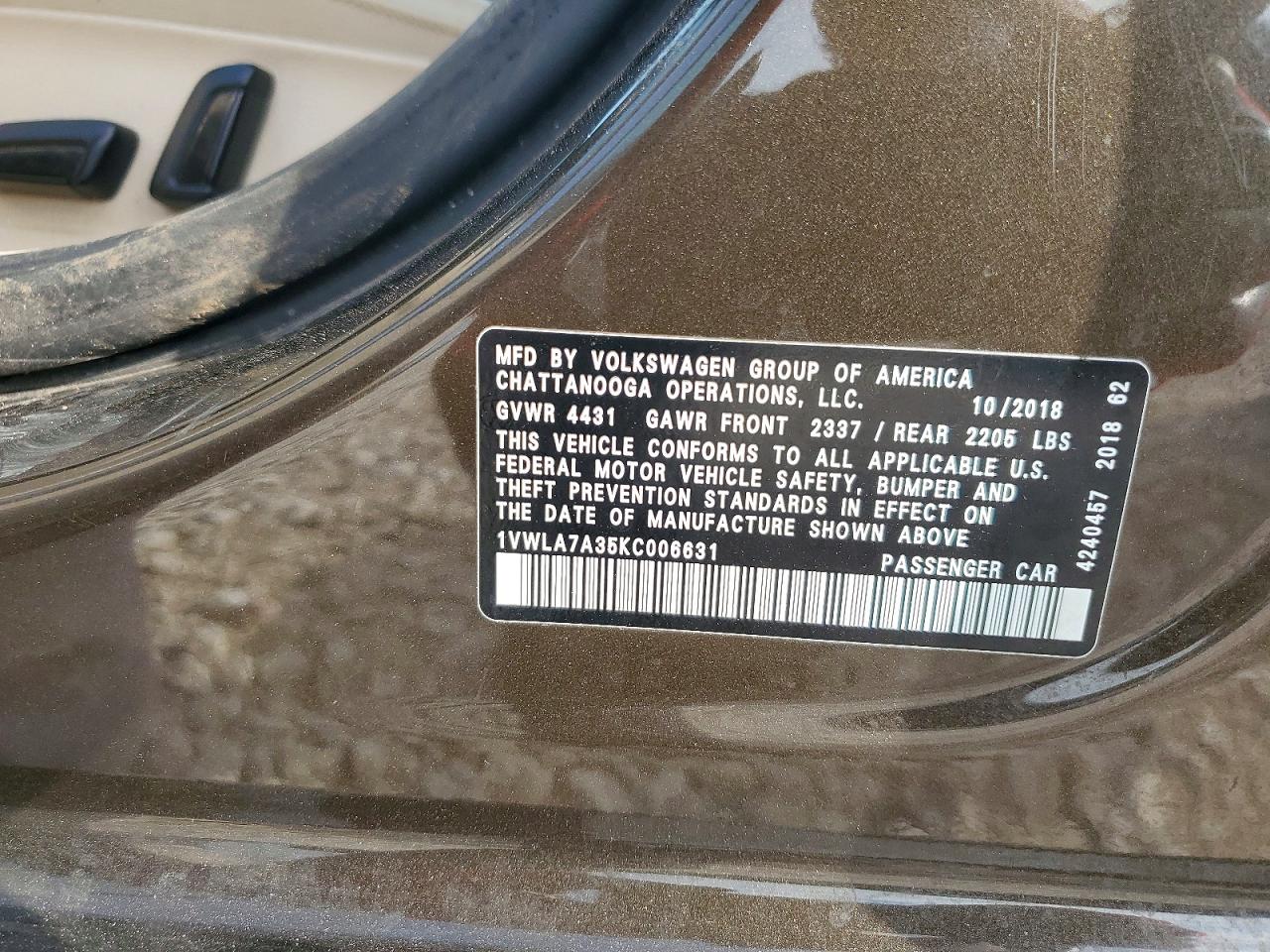 2019 VOLKSWAGEN PASSAT