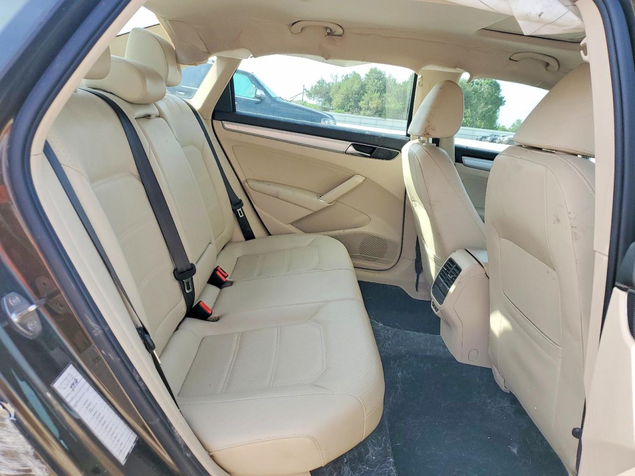 2019 VOLKSWAGEN PASSAT