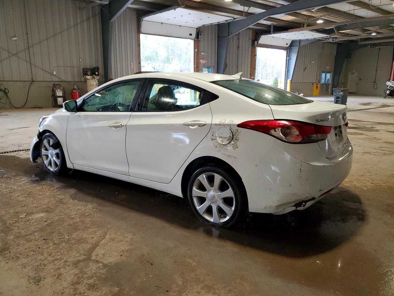 2013 HYUNDAI ELANTRA