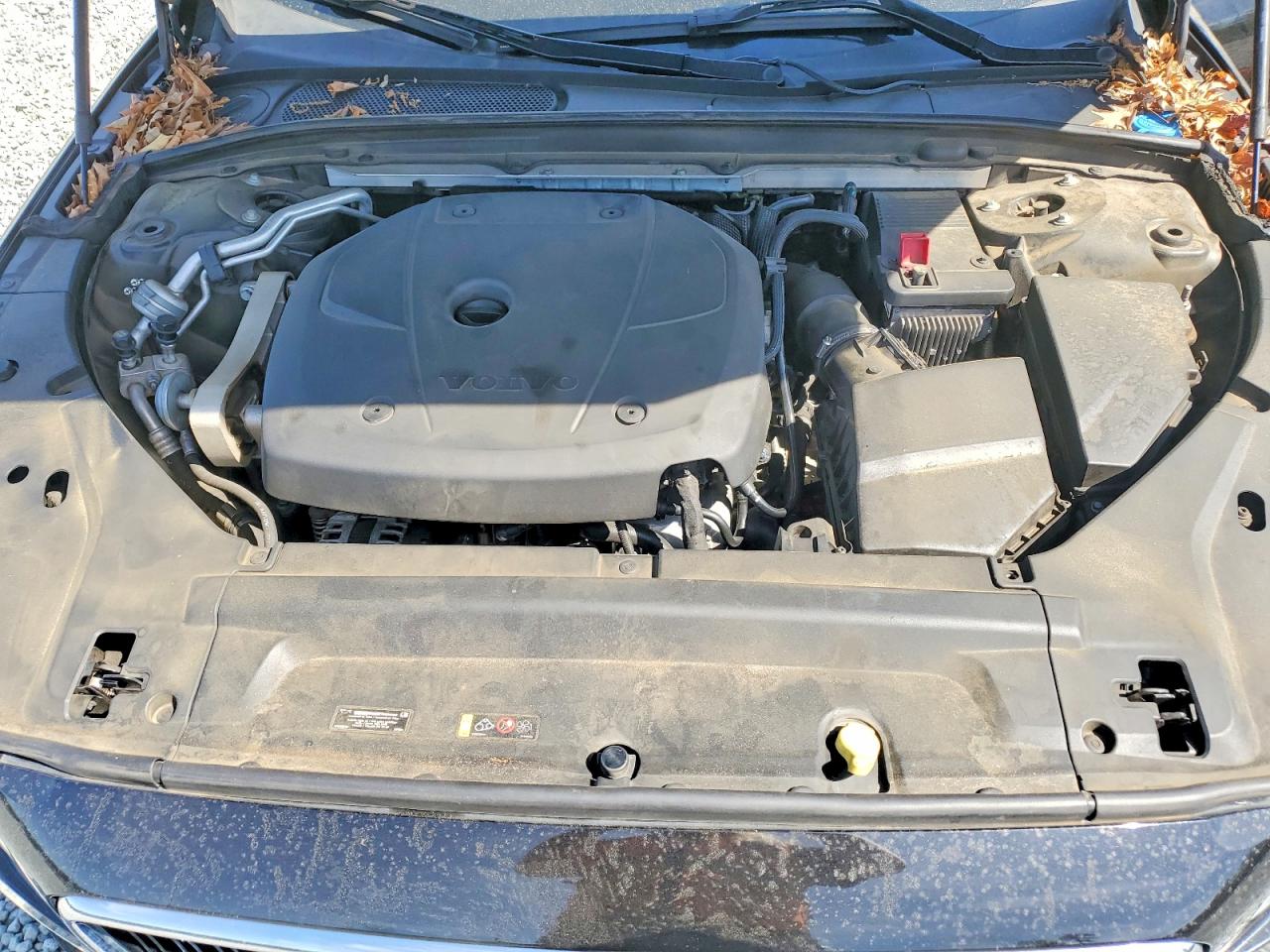 2018 VOLVO S90