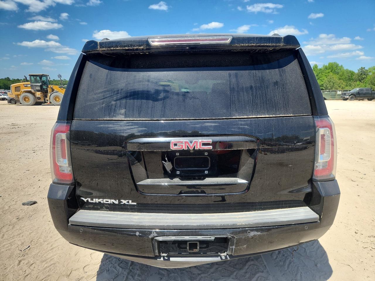 2015 GMC YUKON