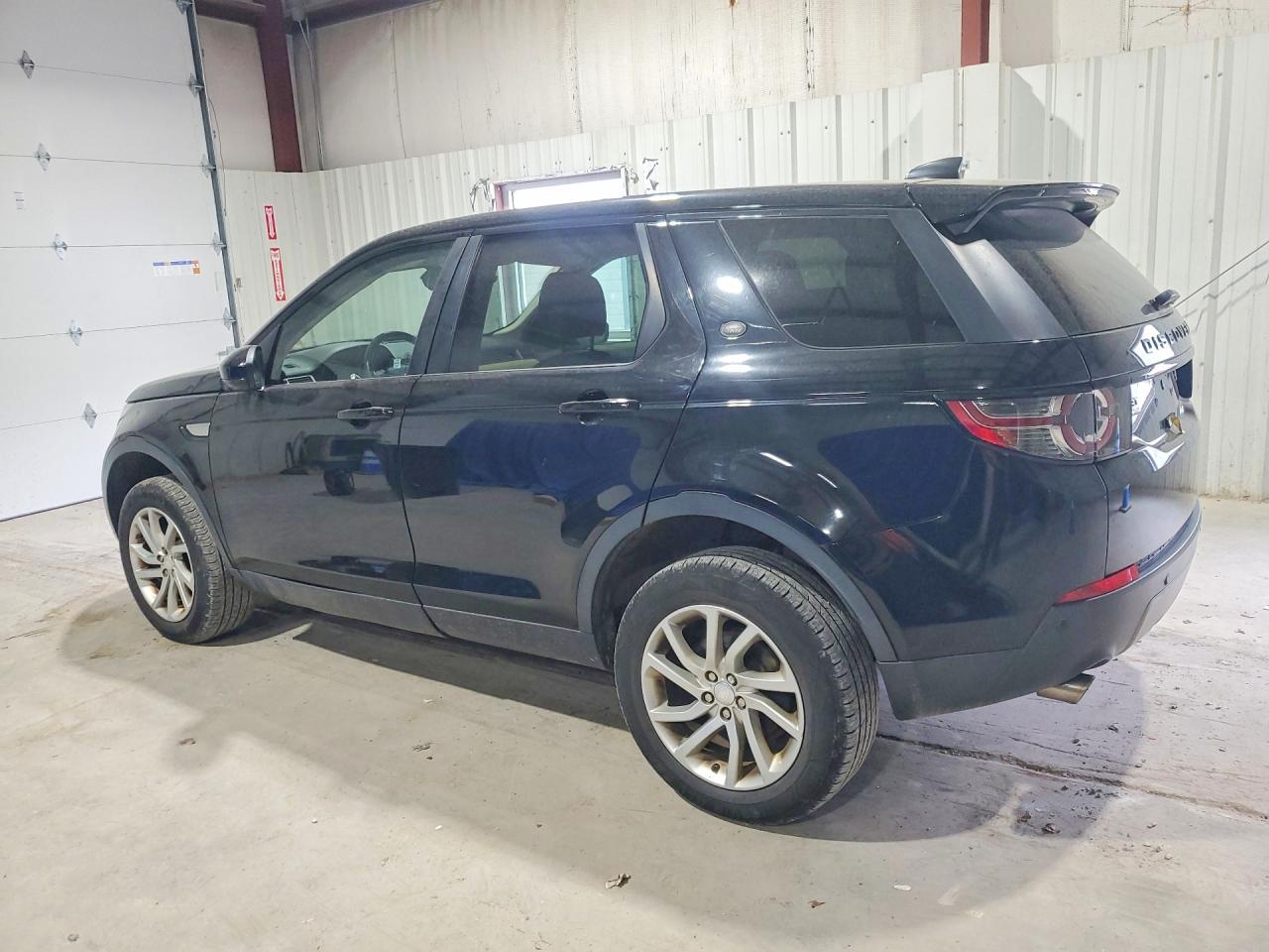 2018 LAND ROVER DISCOVERY