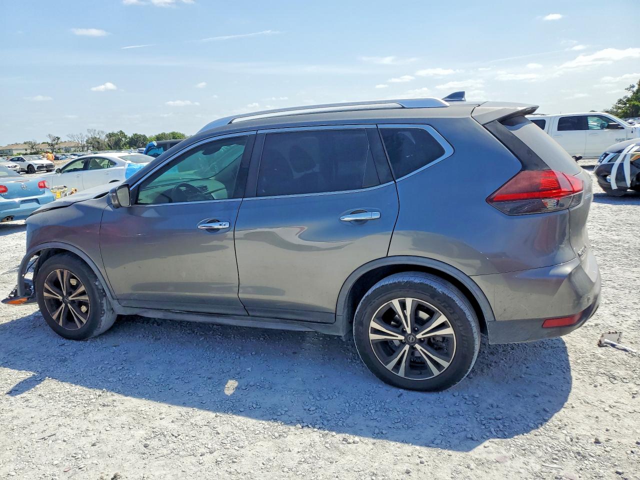 2019 NISSAN ROGUE