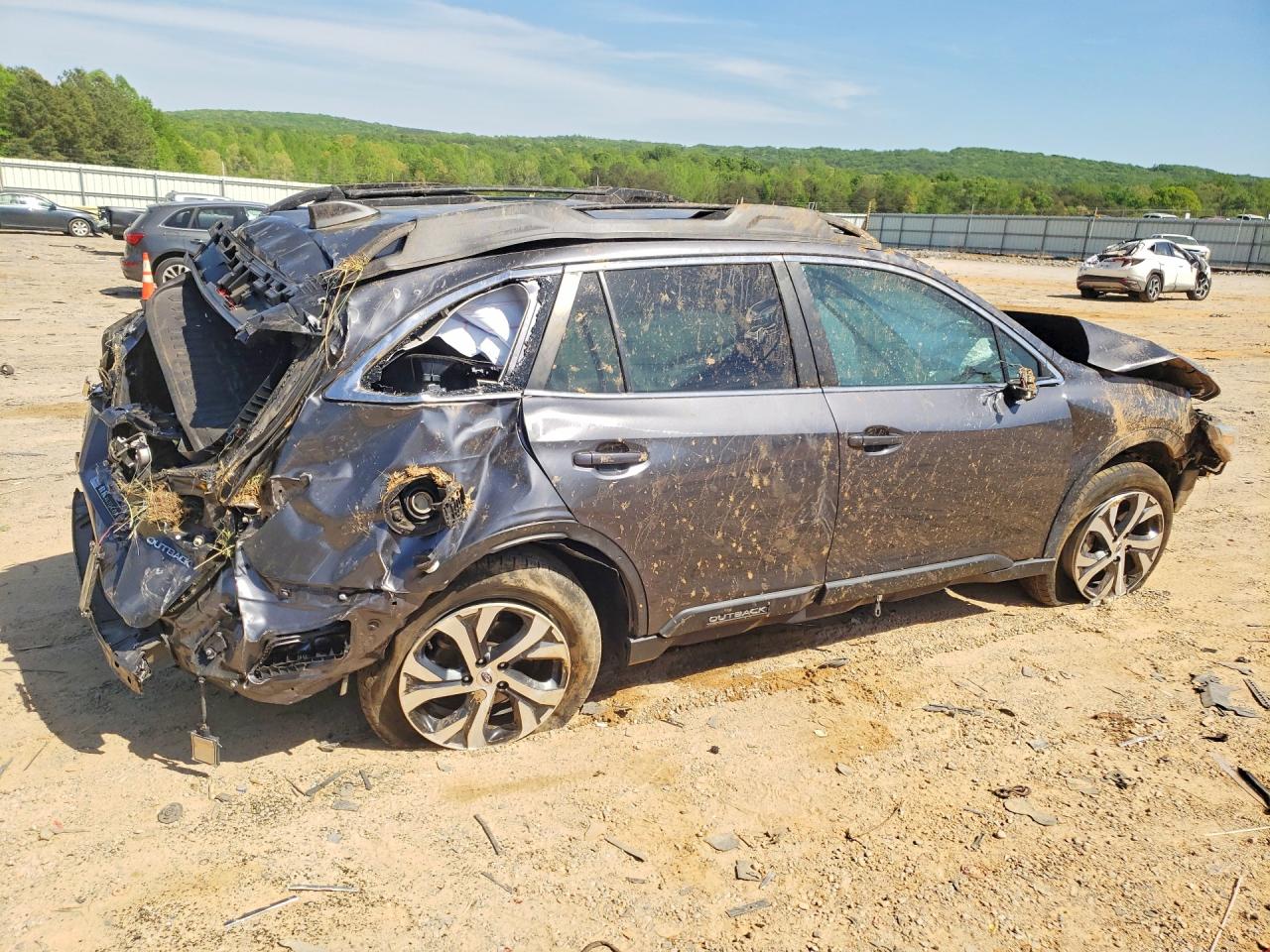 2022 SUBARU OUTBACK