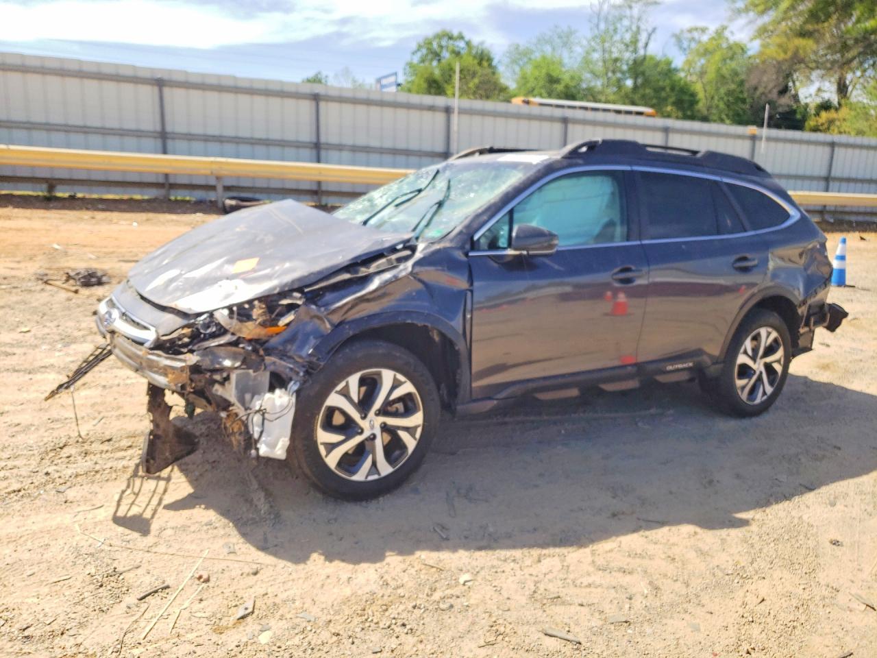 2022 SUBARU OUTBACK