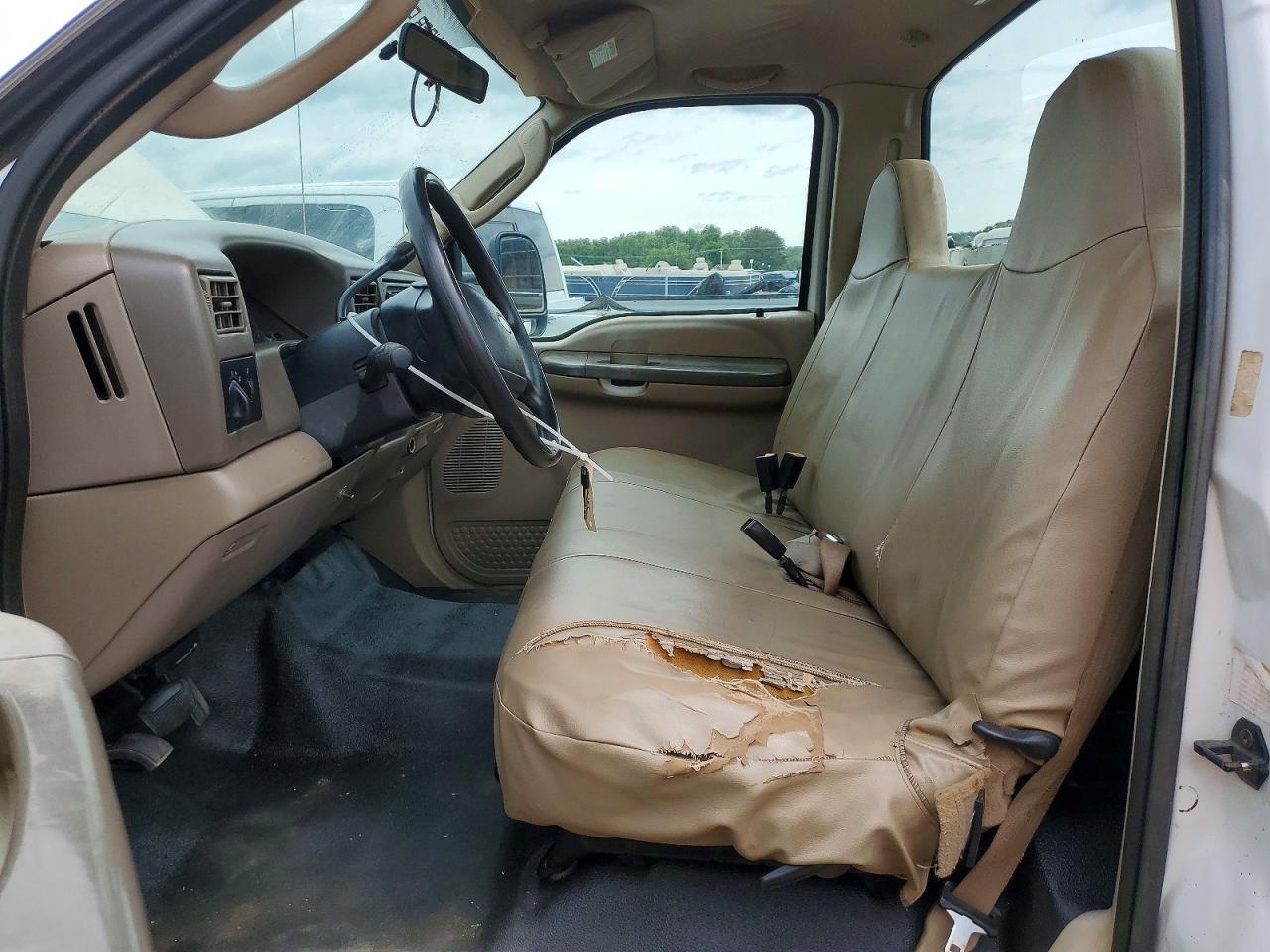 2004 FORD F550