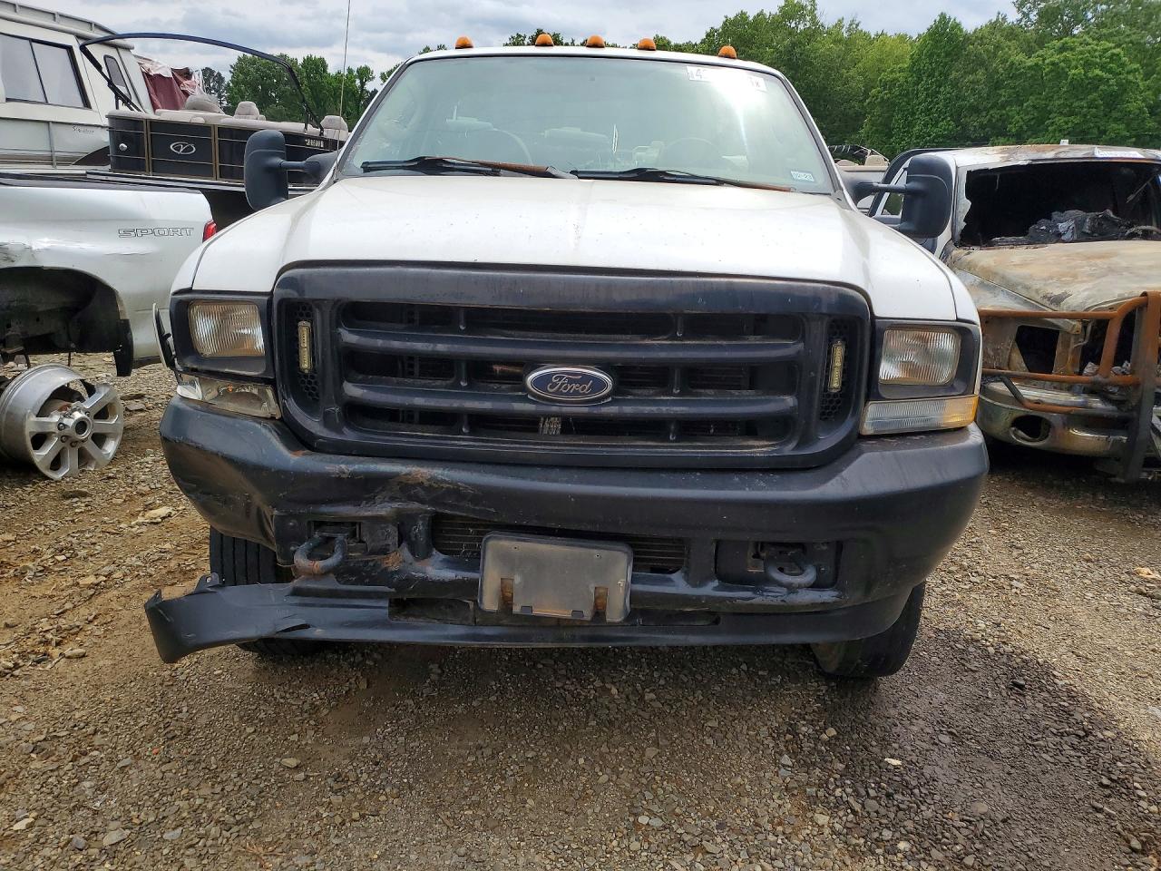 2004 FORD F550