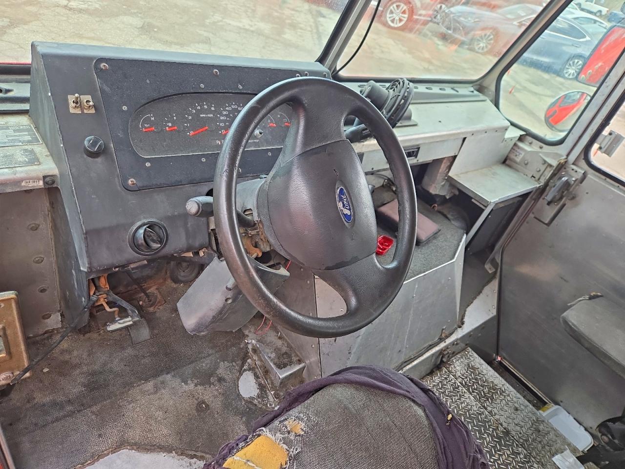 2004 FORD ECONOLINE
