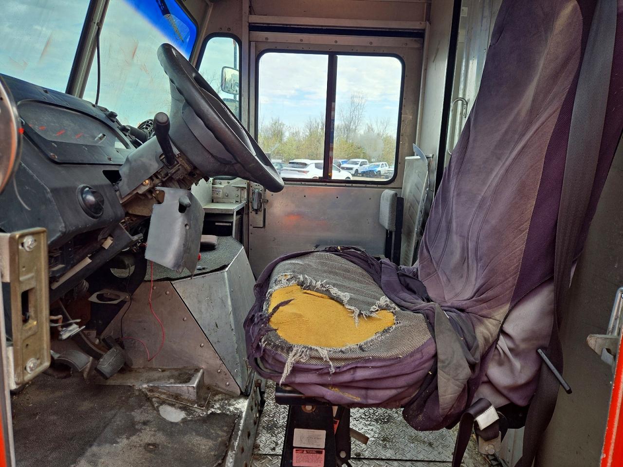 2004 FORD ECONOLINE