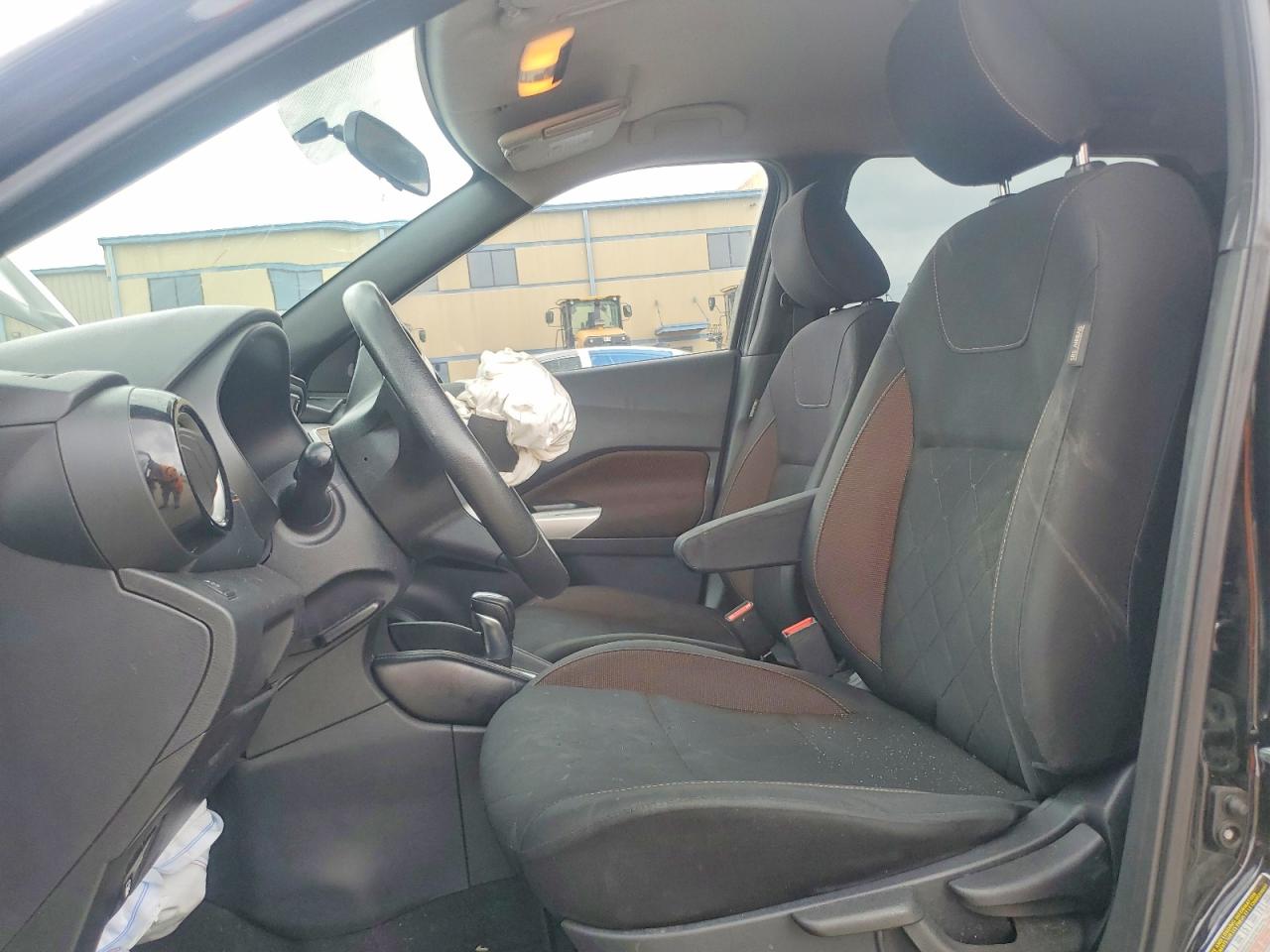2019 NISSAN KICKS