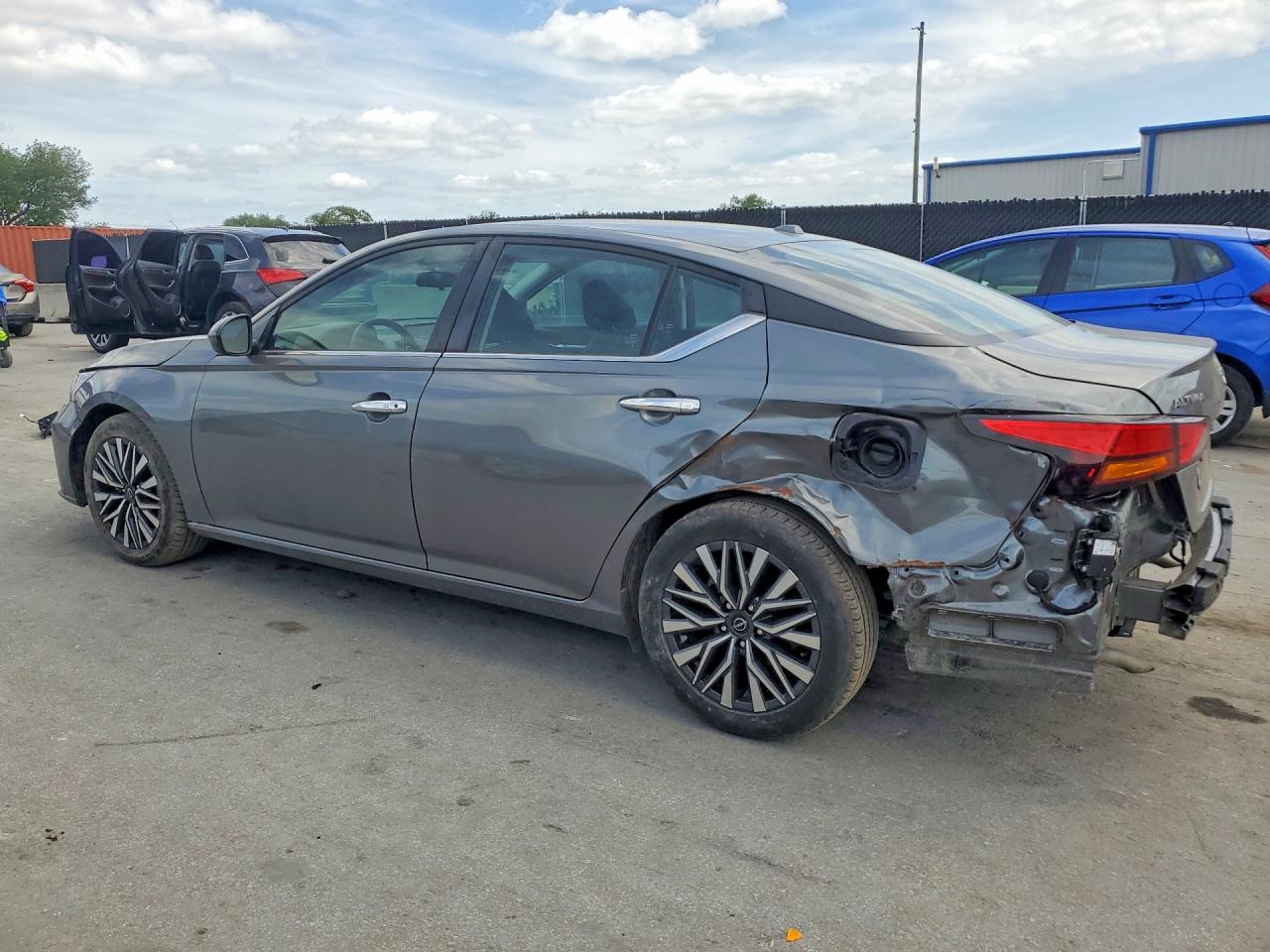2023 NISSAN ALTIMA