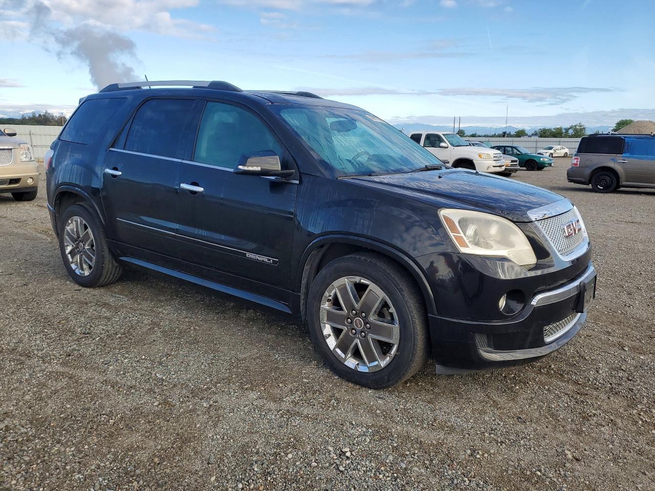 2011 GMC ACADIA DEN