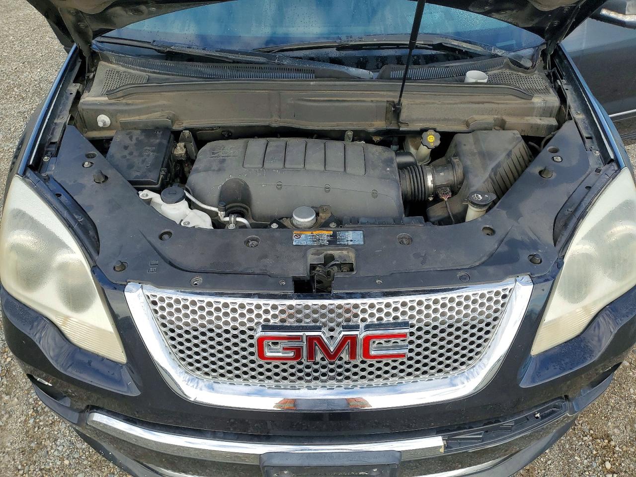 2011 GMC ACADIA DEN