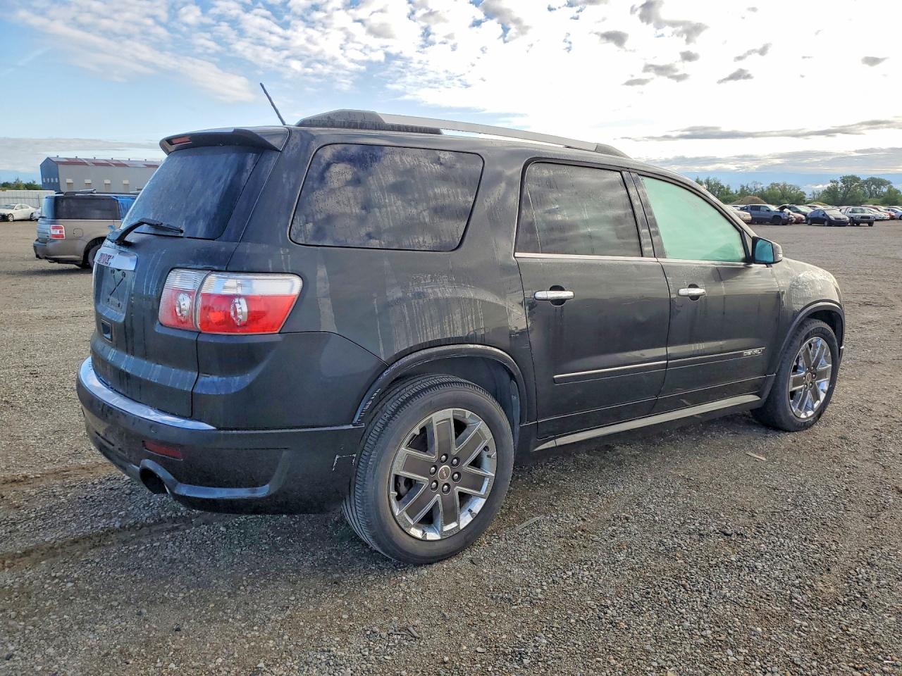 2011 GMC ACADIA DEN
