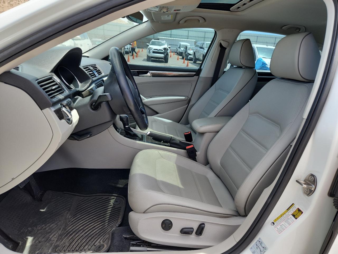 2018 VOLKSWAGEN PASSAT